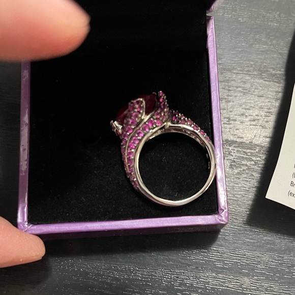 Suzanne Somers Ruby Ring - Picture 2 of 5